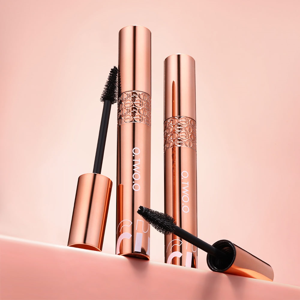 O.TWO.O Curly Ultra Bushy 5D Waterproof Mascara - 7g